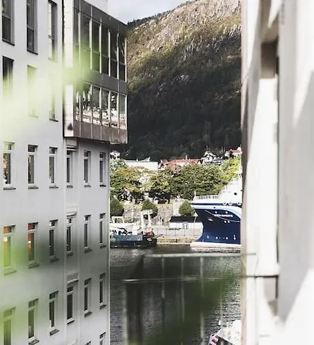 アパート Ultra Flat With Balcony